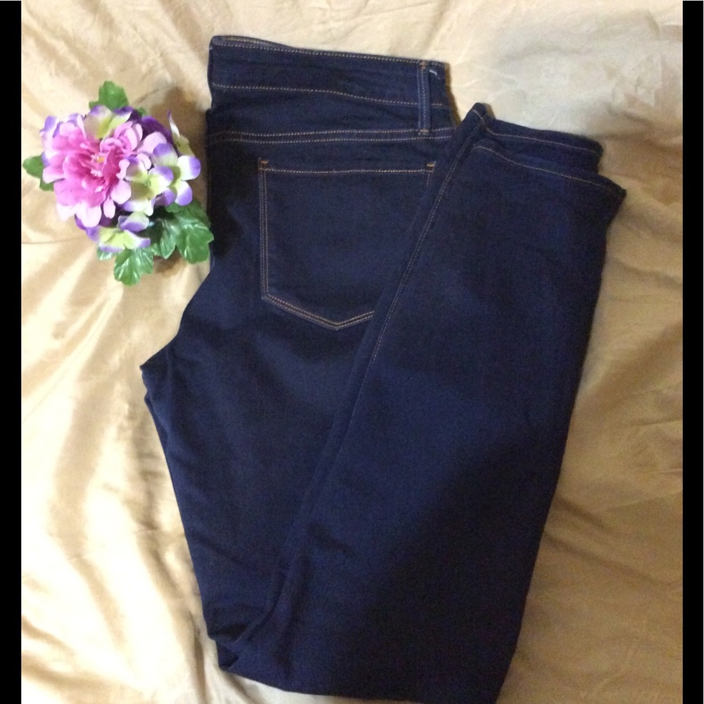 Woman Old navy rock star Jeans
